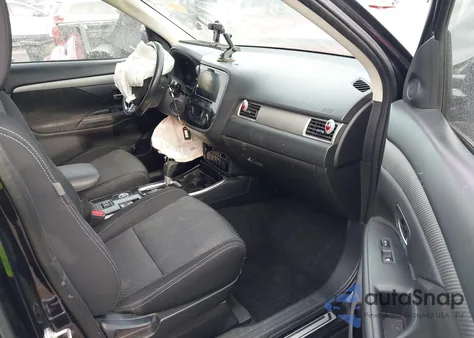 2018 Mitsubishi Outlander Se из США, поврежденный, VIN JA4AZ3A36JZ002816